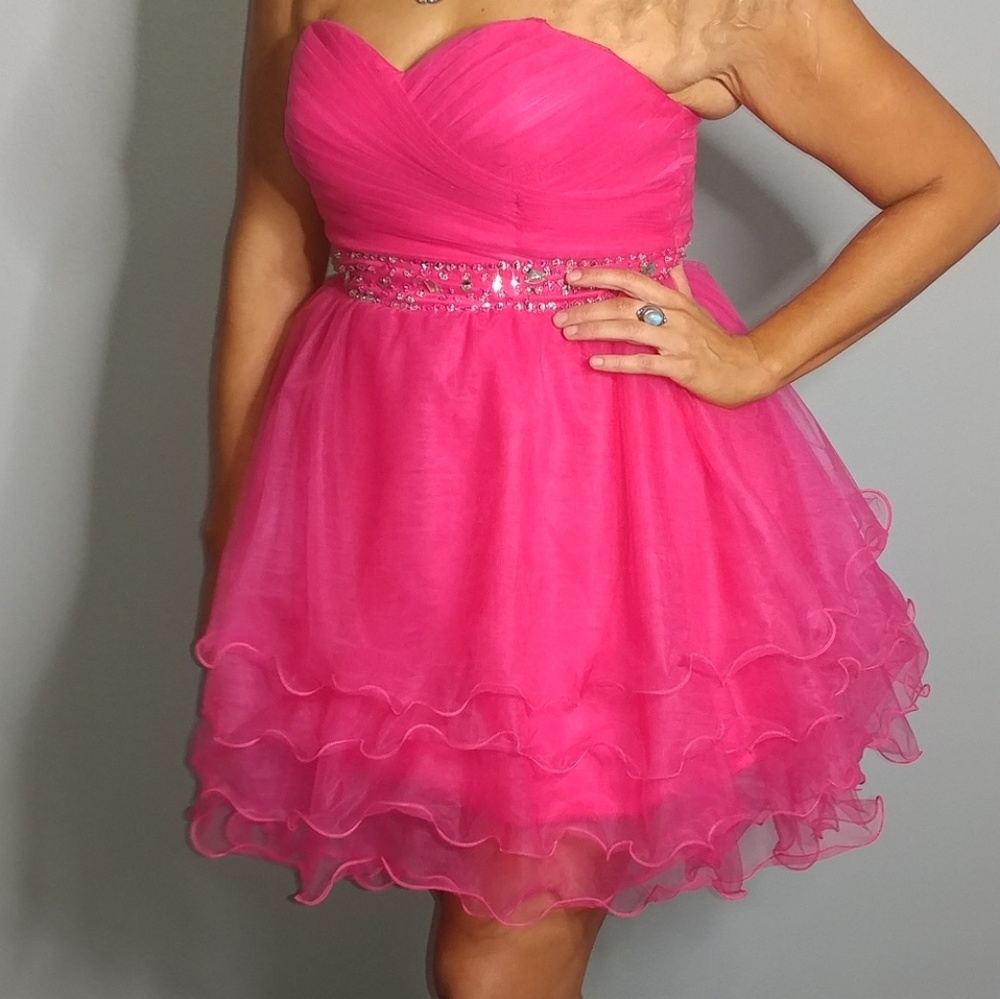 Prom/ Party Dress / Barbie